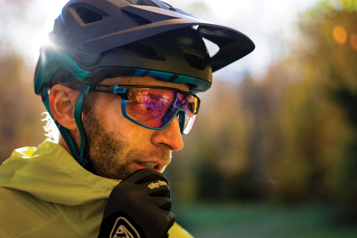 How to Choose the Best Performance Sunglasses